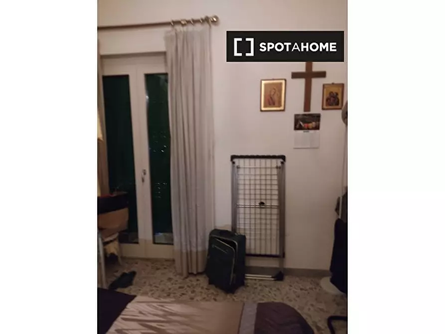 Immagine 18 di Camera condivisa in affitto  in Via Appiano a Roma