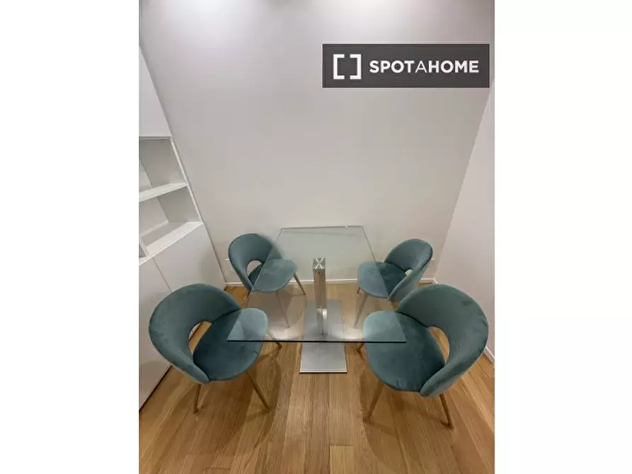 Immagine 7 di Appartamento in affitto  in Via della Lungara a Roma