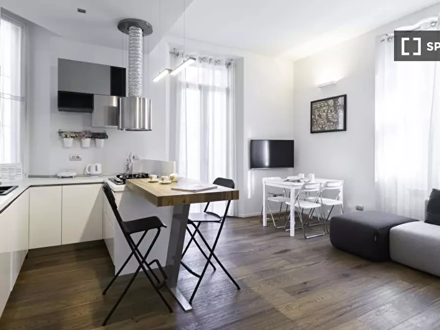 Immagine 5 di Appartamento in affitto  in Viale Nazario Sauro a Milano