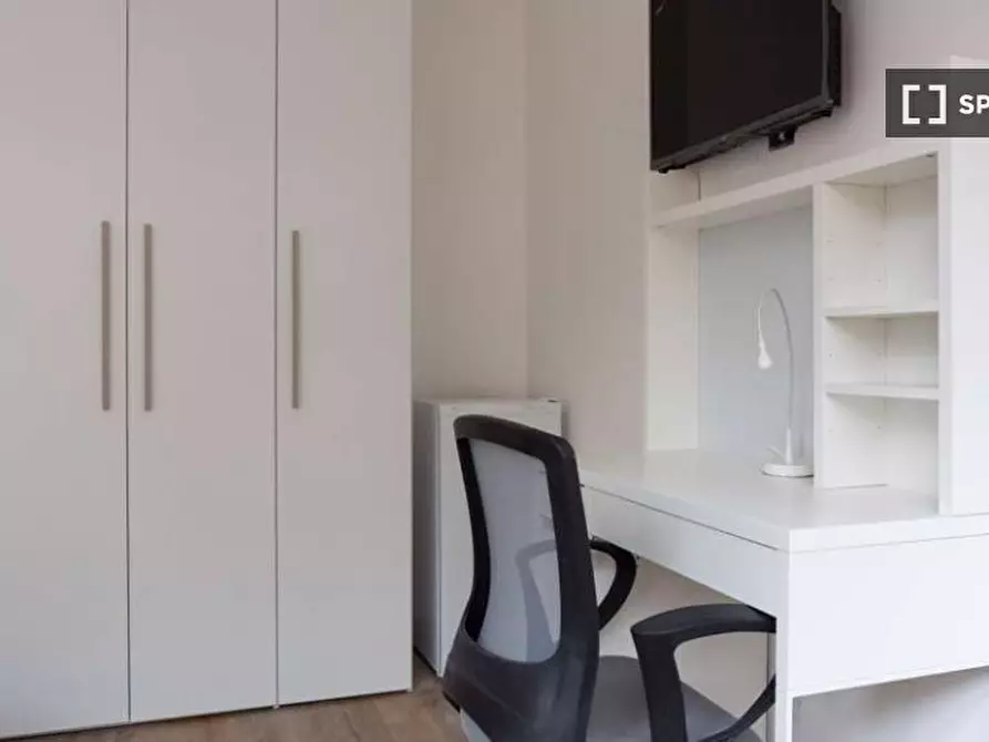 Immagine 12 di Camera condivisa in affitto  in VIA STRADIVARI a Milano
