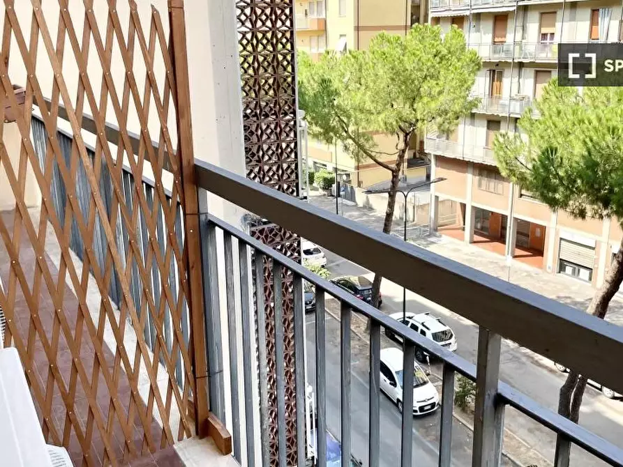 Immagine 3 di Camera condivisa in affitto  in VIA CADUTI DI CEFALONIA a Firenze