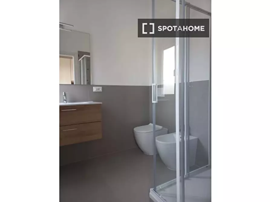 Immagine 6 di Appartamento in affitto  in Via Laura Mantegazza a Roma