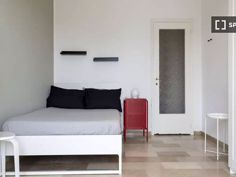 Immagine 19 di Camera condivisa in affitto  in Via Arcivescovo Romilli a Milano