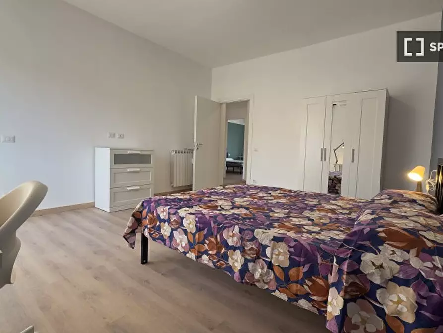 Immagine 13 di Camera condivisa in affitto  in Via Salvatore Pincherle a Roma