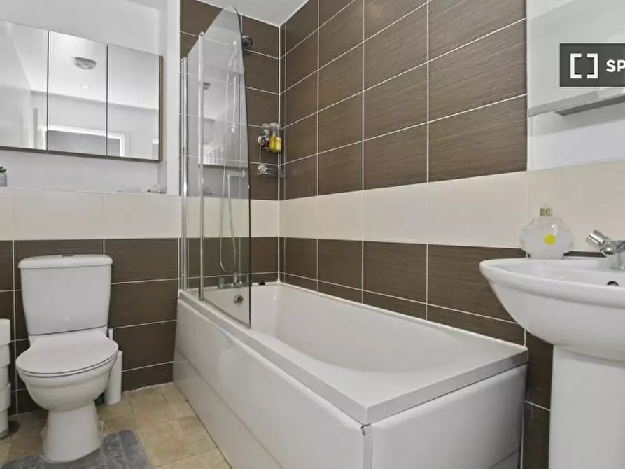 Immagine 2 di Appartamento in affitto  in Three Valleys Way a Potters Bar