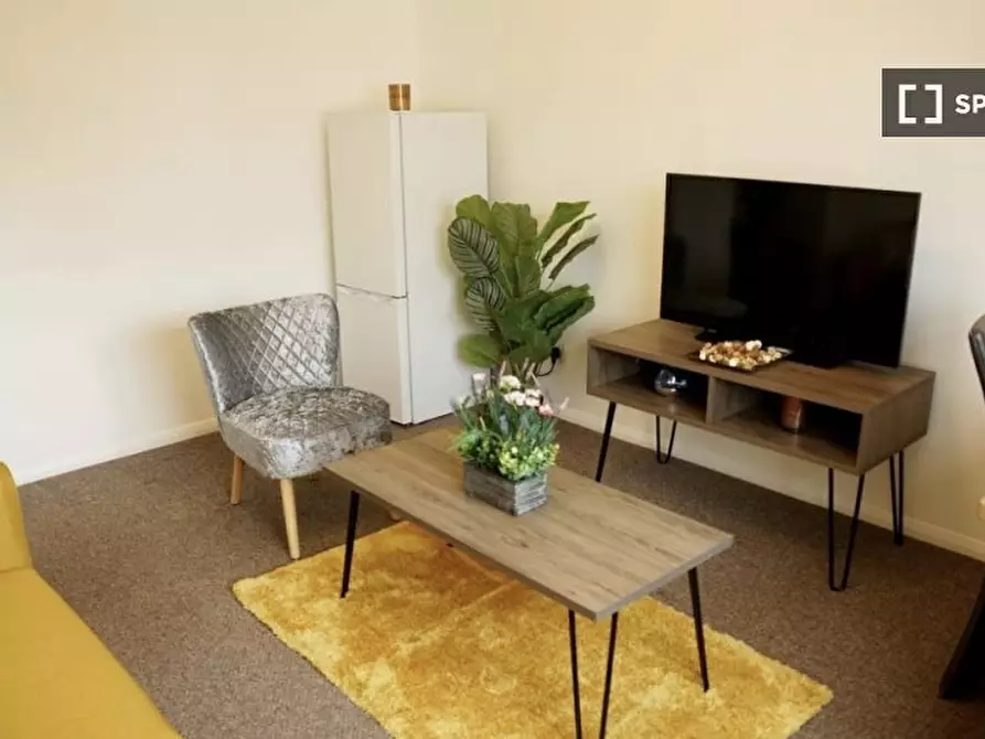 Immagine 1 di Appartamento in affitto  in Percy Ave a Staines