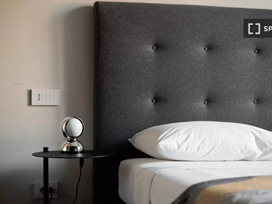 Immagine 17 di Appartamento in affitto  in V. Archimede a Milano