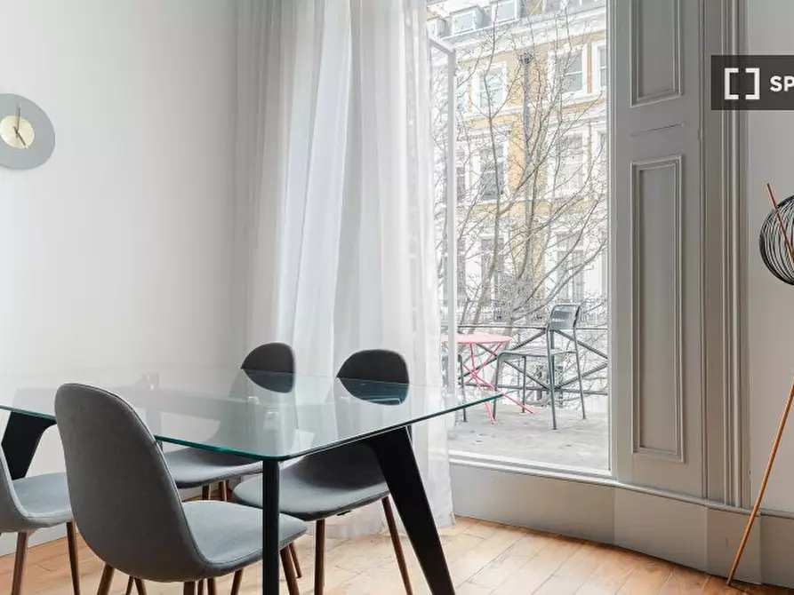 Immagine 16 di Appartamento in affitto  in Apartment a Kensington