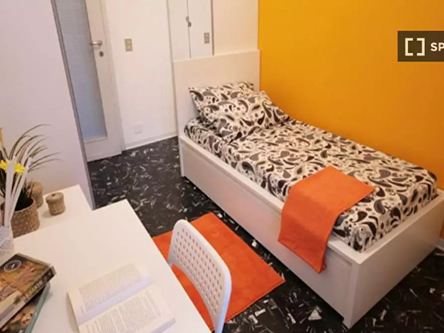 Immagine 4 di Camera condivisa in affitto  in Via Mauro Macchi a Milano