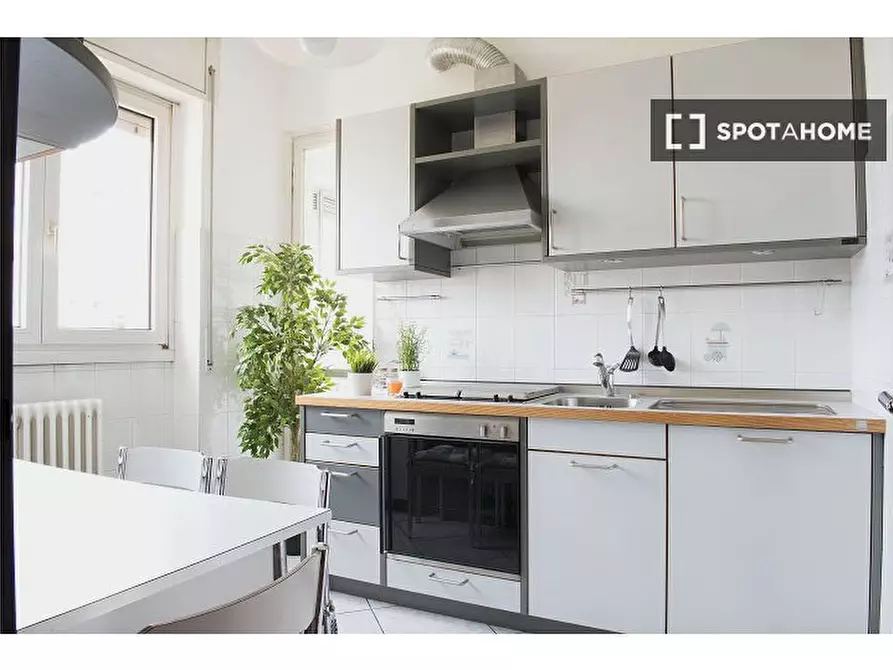 Immagine 6 di Camera condivisa in affitto  in Via Carlo Marx a Milano