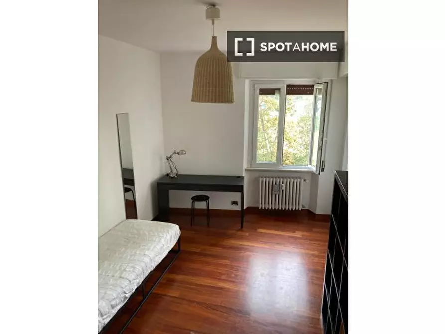 Immagine 9 di Camera condivisa in affitto  in Via Valdagno a Milano