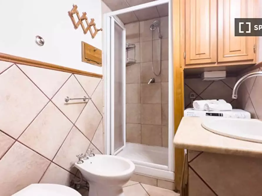 Immagine 5 di Appartamento in affitto  in Via Modica a Roma