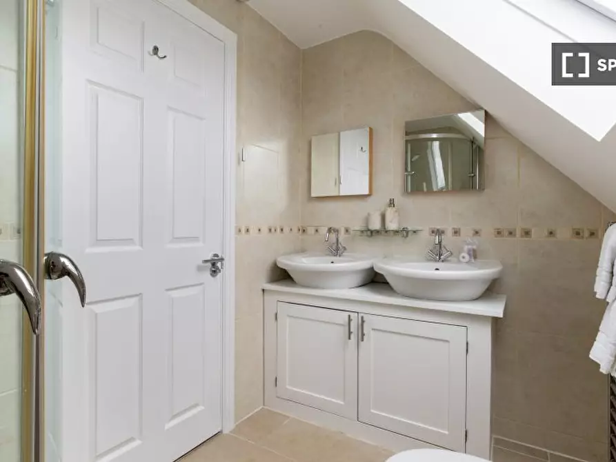 Immagine 8 di Appartamento in affitto  in Lyndhurst Avenue a Barnet