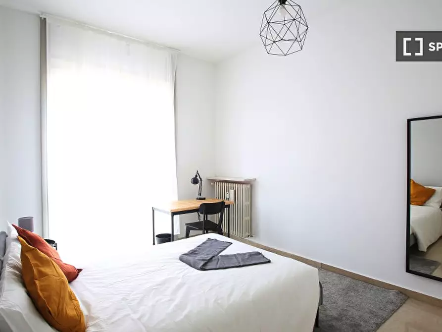 Immagine 1 di Camera condivisa in affitto  in Corso San Gottardo a Milano