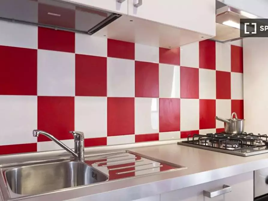 Immagine 17 di Camera condivisa in affitto  in Viale Coni Zugna a Milano