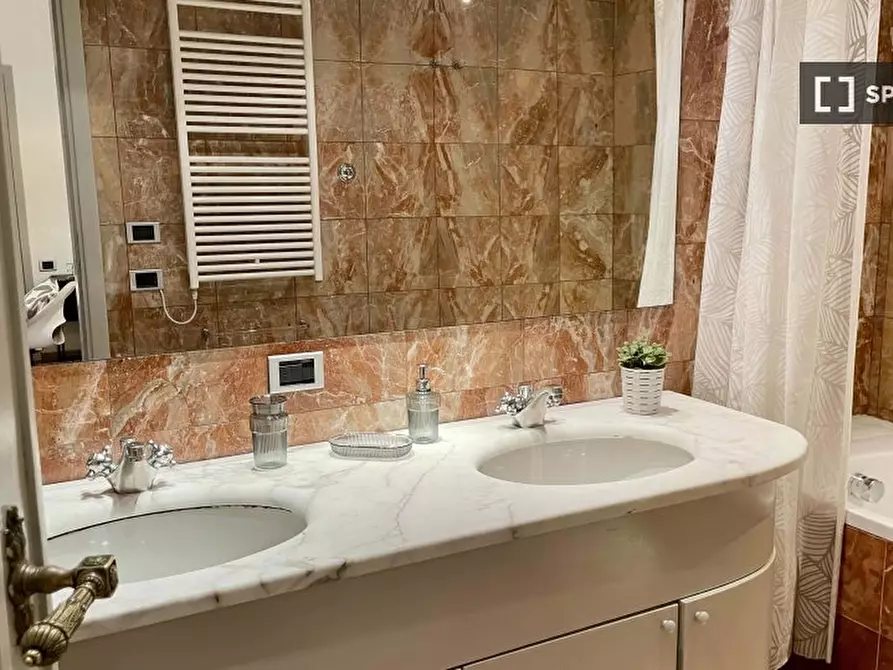 Immagine 7 di Camera condivisa in affitto  in Gustavo Modena a Firenze