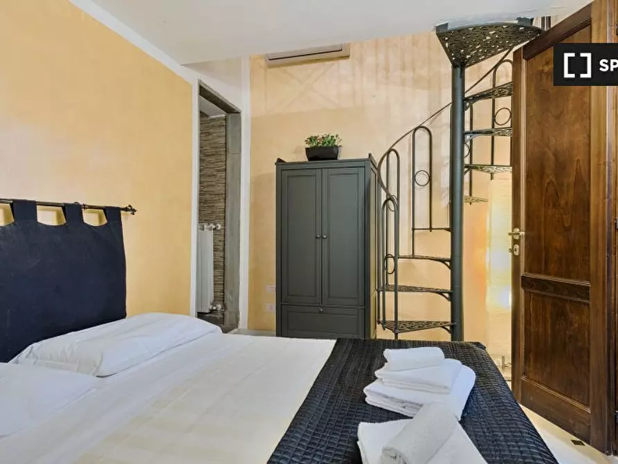 Immagine 7 di Appartamento in affitto  in Borgo Tegolaio, 50125 Firenze FI, Italy a Firenze