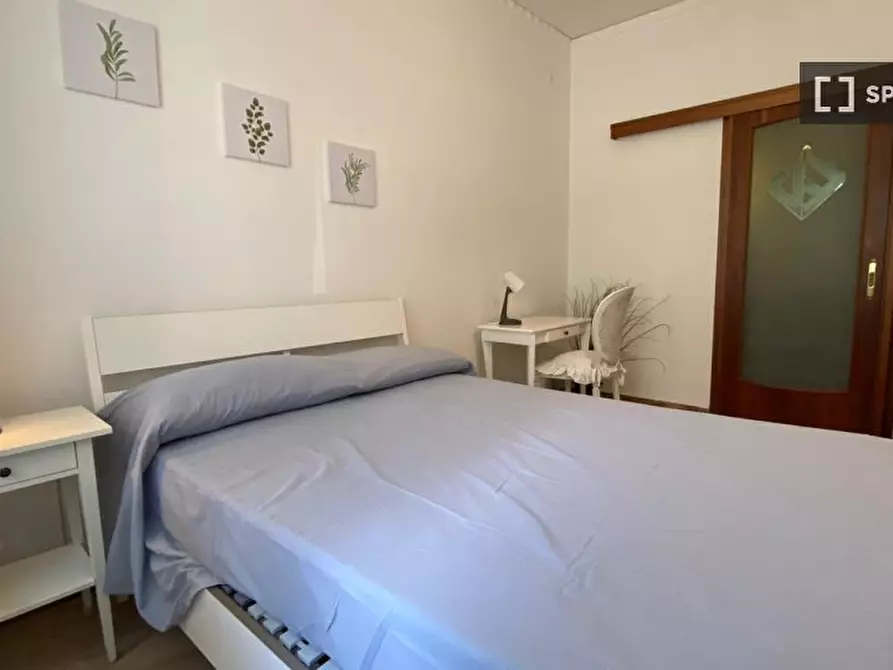 Immagine 13 di Camera condivisa in affitto  in Via Gabriele Jannelli p. T int. 3 a Napoli