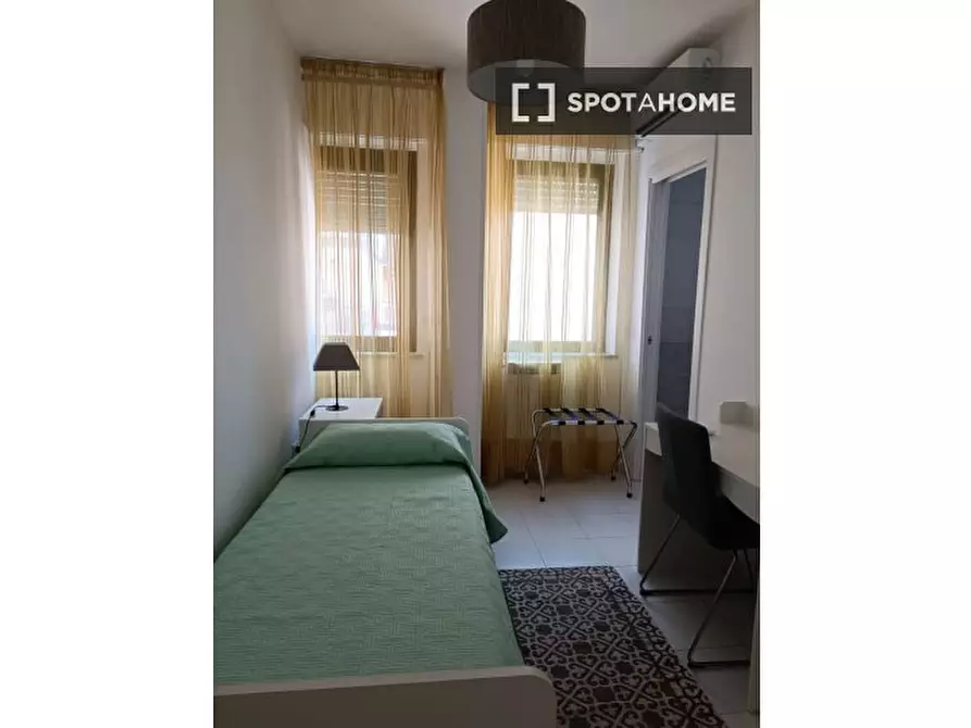 Immagine 17 di Appartamento in affitto  in Via Pasquale Frustaci a Napoli