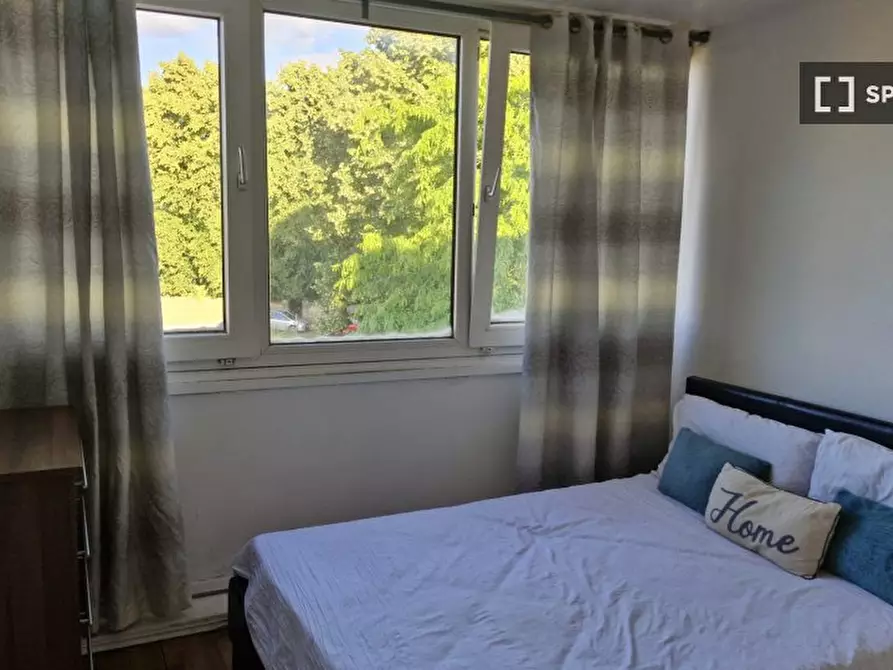 Immagine 12 di Camera condivisa in affitto  in Holybourne Ave a Wandsworth