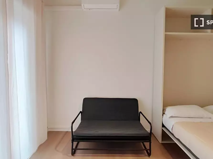 Immagine 3 di Ufficio in affitto  in Via Monte S. Genesio a Milano