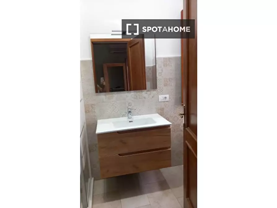 Immagine 11 di Camera condivisa in affitto  in Via Guido Castelnuovo, 00146 Roma RM, Italy a Roma