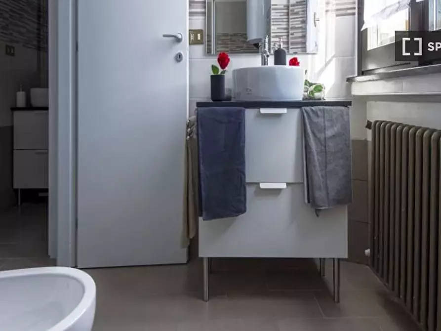 Immagine 19 di Camera condivisa in affitto  in Viale Nazario Sauro a Milano