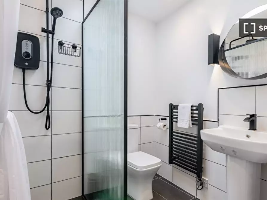 Immagine 5 di Appartamento in affitto  in a a Wandsworth