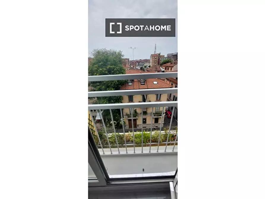 Immagine 5 di Appartamento in affitto  in Via Giulio e Corrado Venini a Milano