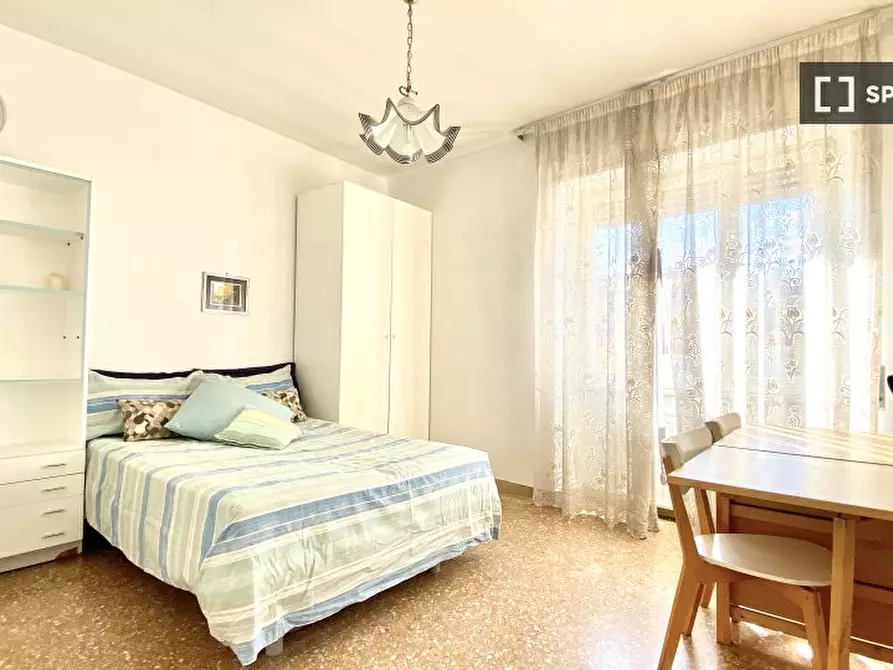 Immagine 8 di Camera condivisa in affitto  in Via Prenestina a Roma