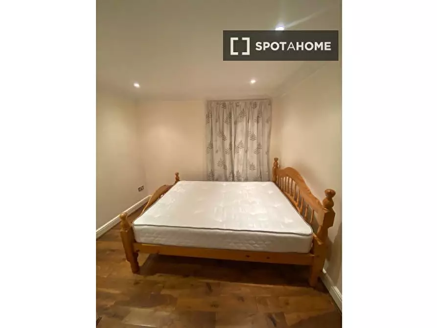 Immagine 7 di Camera condivisa in affitto  in Flat a Greenwich