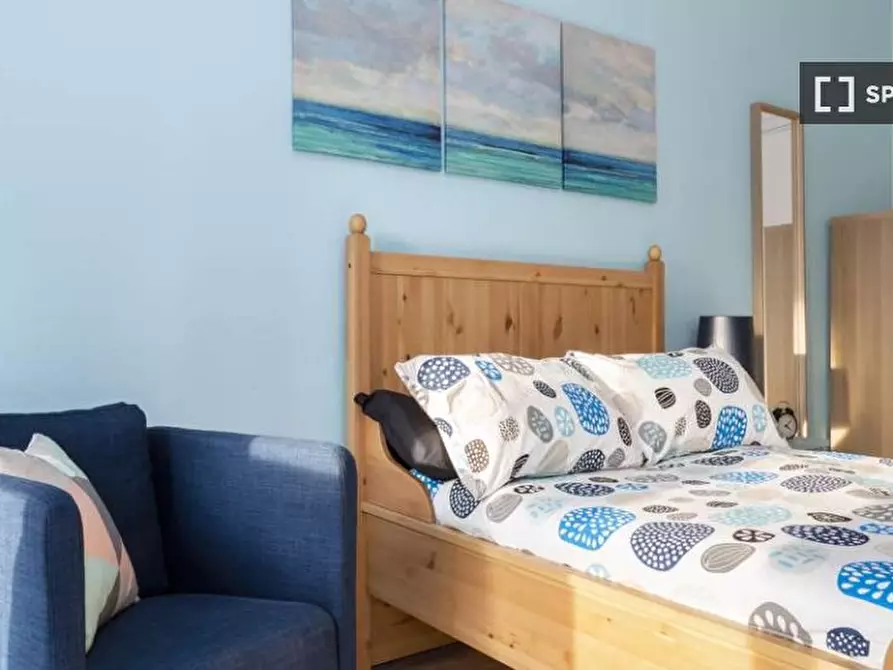 Immagine 3 di Camera condivisa in affitto  in Via Dei Mandorli Milan a Buccinasco