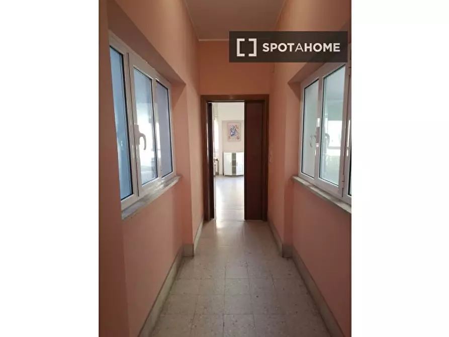 Immagine 3 di Appartamento in affitto  in Via Genazzano a Roma