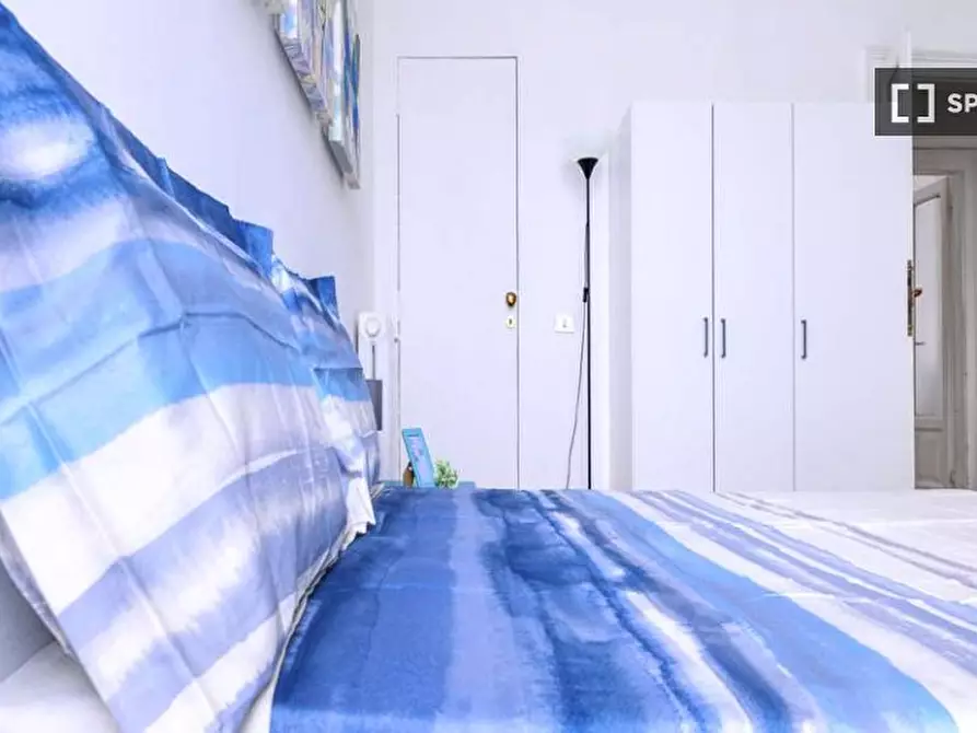 Immagine 1 di Camera condivisa in affitto  in Via Valenza a Milano