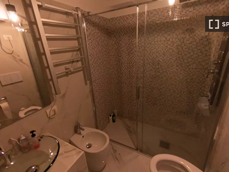 Immagine 2 di Camera condivisa in affitto  in Via Claudia a Milano