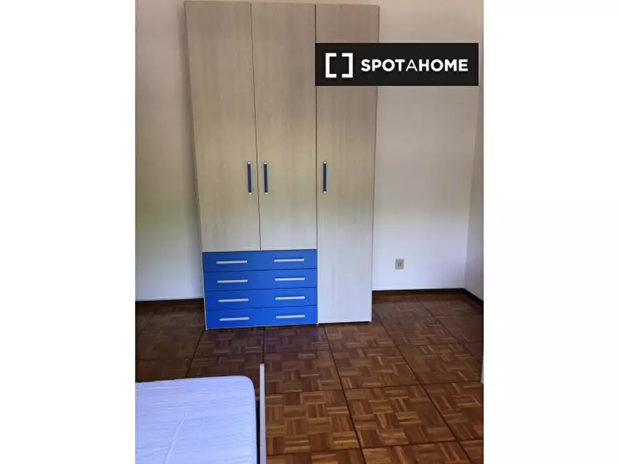 Immagine 4 di Camera condivisa in affitto  in Via Querini a Padova