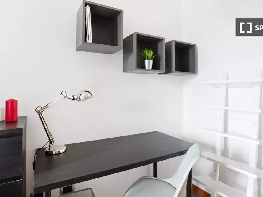 Immagine 3 di Camera condivisa in affitto  in Via Dei Gracchi a Milano