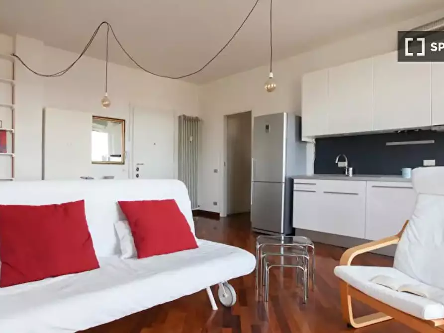 Immagine 6 di Appartamento in affitto  in Via Valtellina a Milano