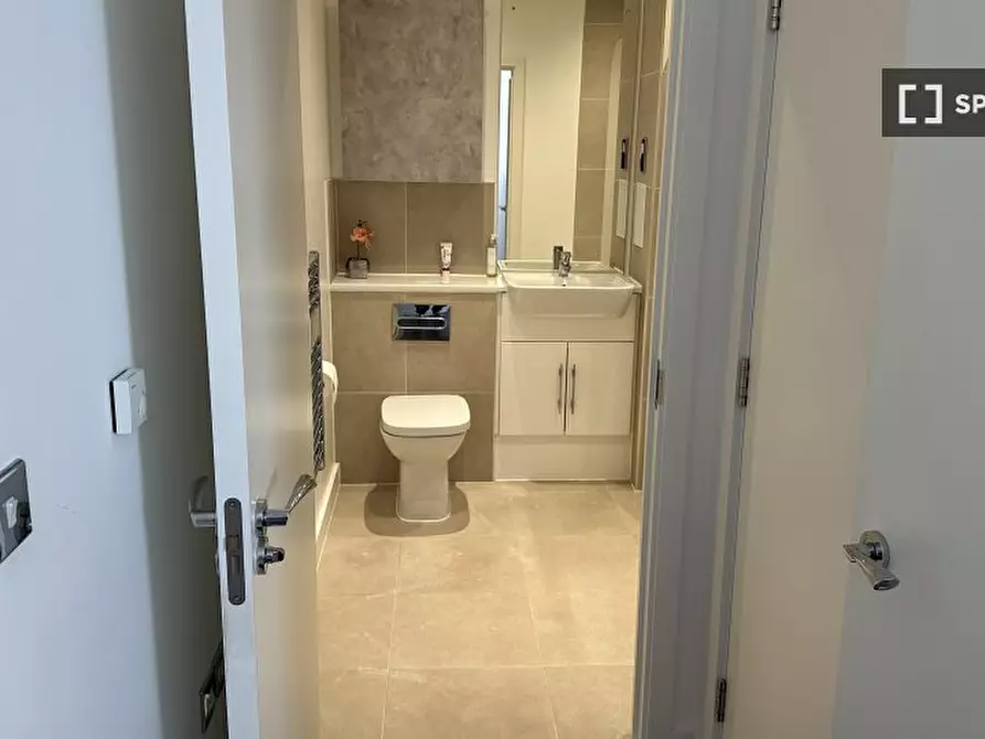 Immagine 12 di Appartamento in affitto  in Ilford Hill a Ilford