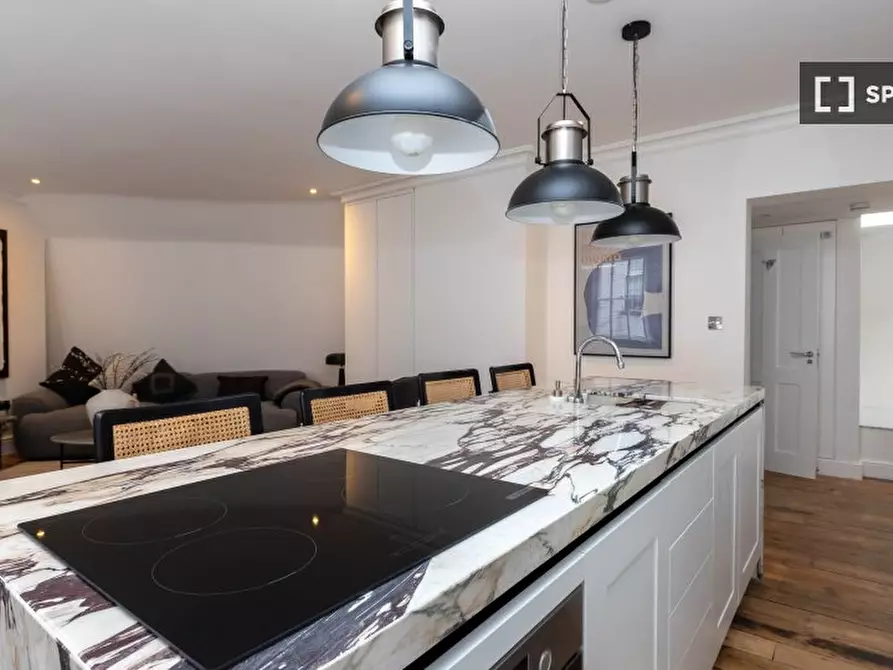 Immagine 12 di Appartamento in affitto  in flat a Camden Town