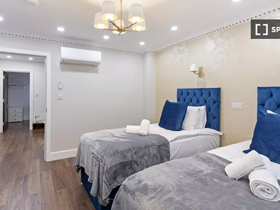 Immagine 13 di Appartamento in affitto  in Stonebridge Rd a Tottenham
