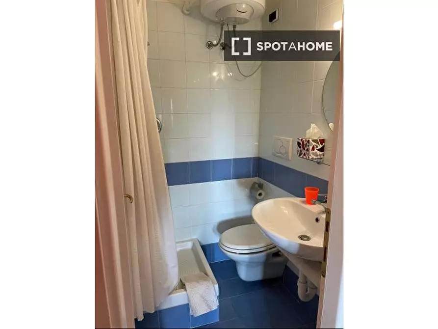 Immagine 4 di Ufficio in affitto  in Salita Santa Maria della Sanità a Genova