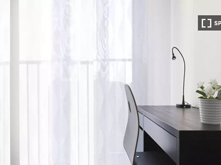 Immagine 2 di Camera condivisa in affitto  in Largo Cavalieri di Malta a Milano