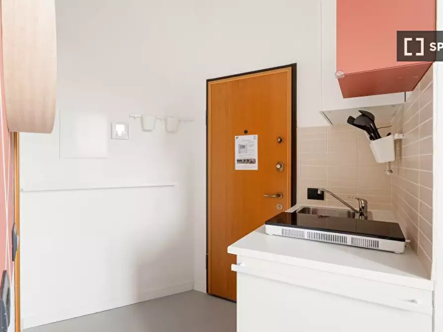 Immagine 10 di Ufficio in affitto  in Corso Magenta a Milano