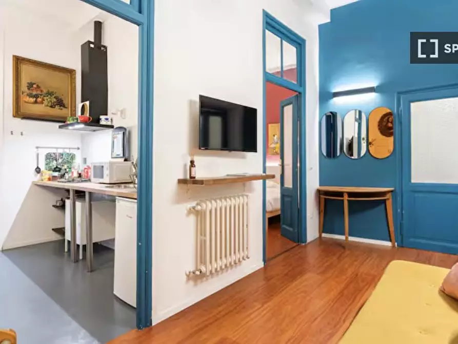 Immagine 3 di Camera condivisa in affitto  in Via Emanuele Filiberto a Roma