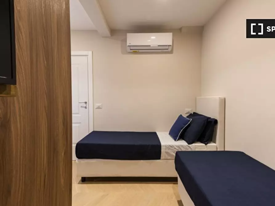 Immagine 15 di Appartamento in affitto  in Via Pietrapiana a Firenze