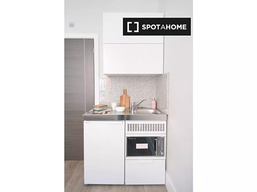 Immagine 4 di Ufficio in affitto  in A Old Brompton Rd a Kensington