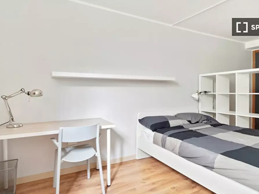 Immagine 18 di Camera condivisa in affitto  in Via Ernesto Breda a Milano