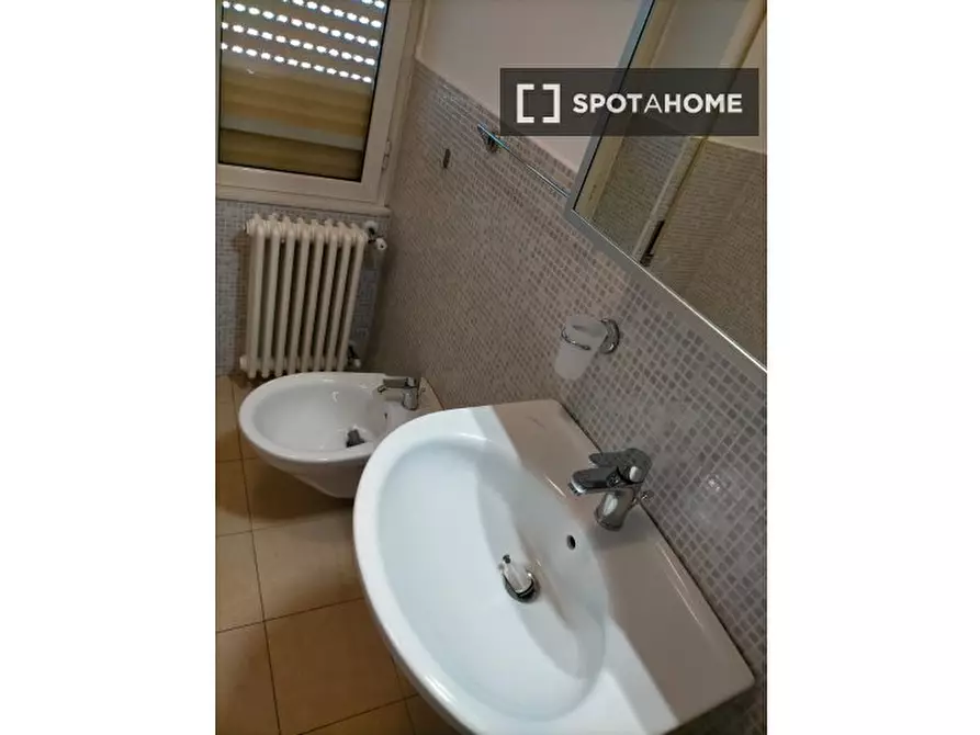 Immagine 12 di Ufficio in affitto  in Via Prenestina a Roma