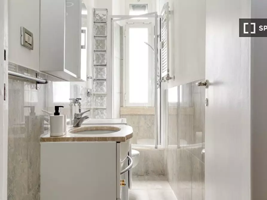 Immagine 11 di Camera condivisa in affitto  in Via Panfilo Castaldi a Milano